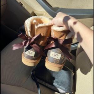 Ugg boots very comfortable and so cute for winter!